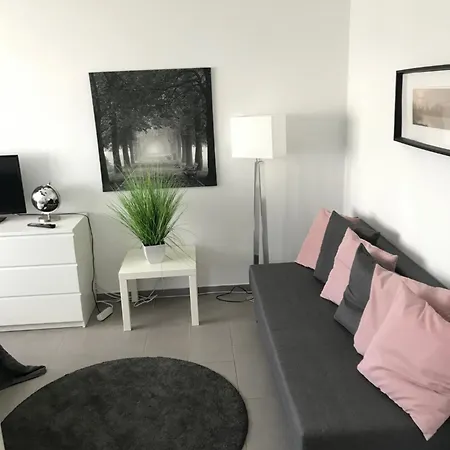 Ganzes In Verkehrsgünstig Bonn