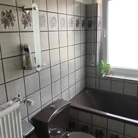 דירה Ganzes In Verkehrsguenstig, Bunsenstr 16,