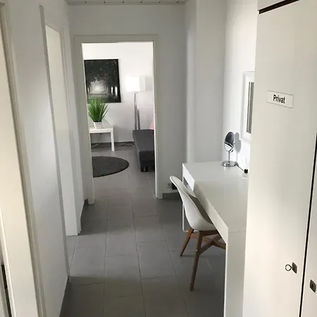 Ganzes In Verkehrsgünstig Apartamento *