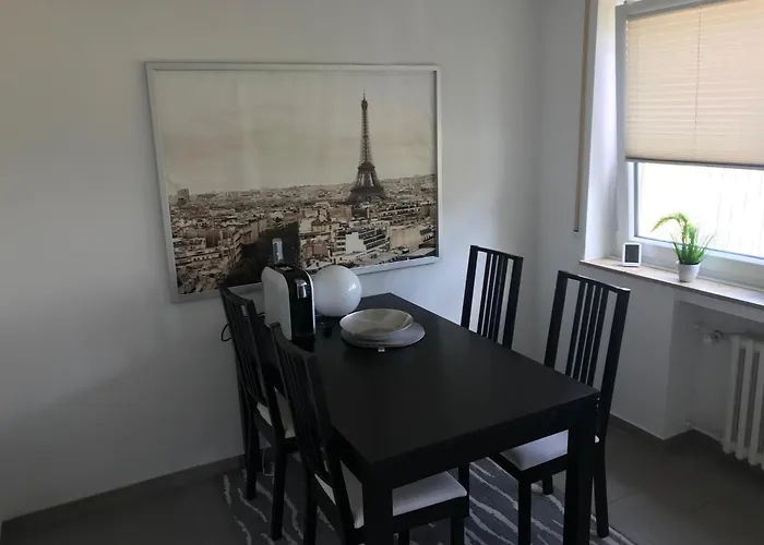 Ganzes In Verkehrsguenstig, Bunsenstr 16, 아파트