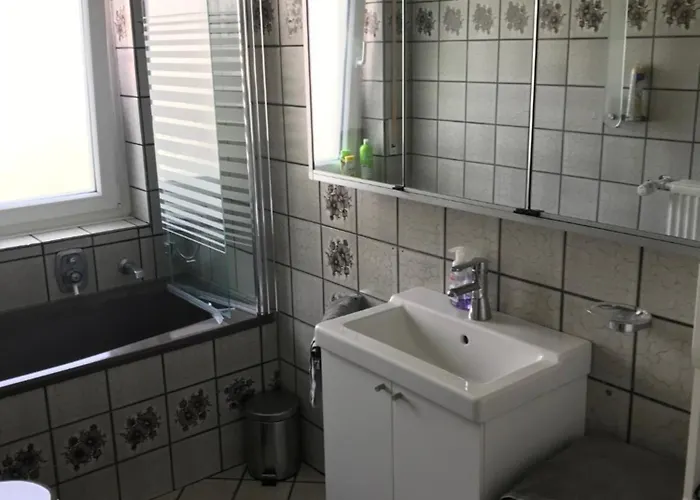 דירה Ganzes In Verkehrsguenstig, Bunsenstr 16, *